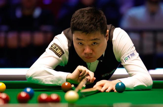 之间密集的 之间密集的