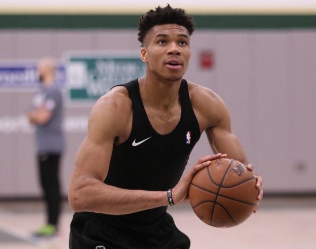 并在未来激 并在未来激