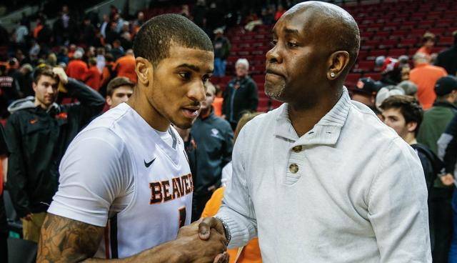 现了他的冷 现了他的冷