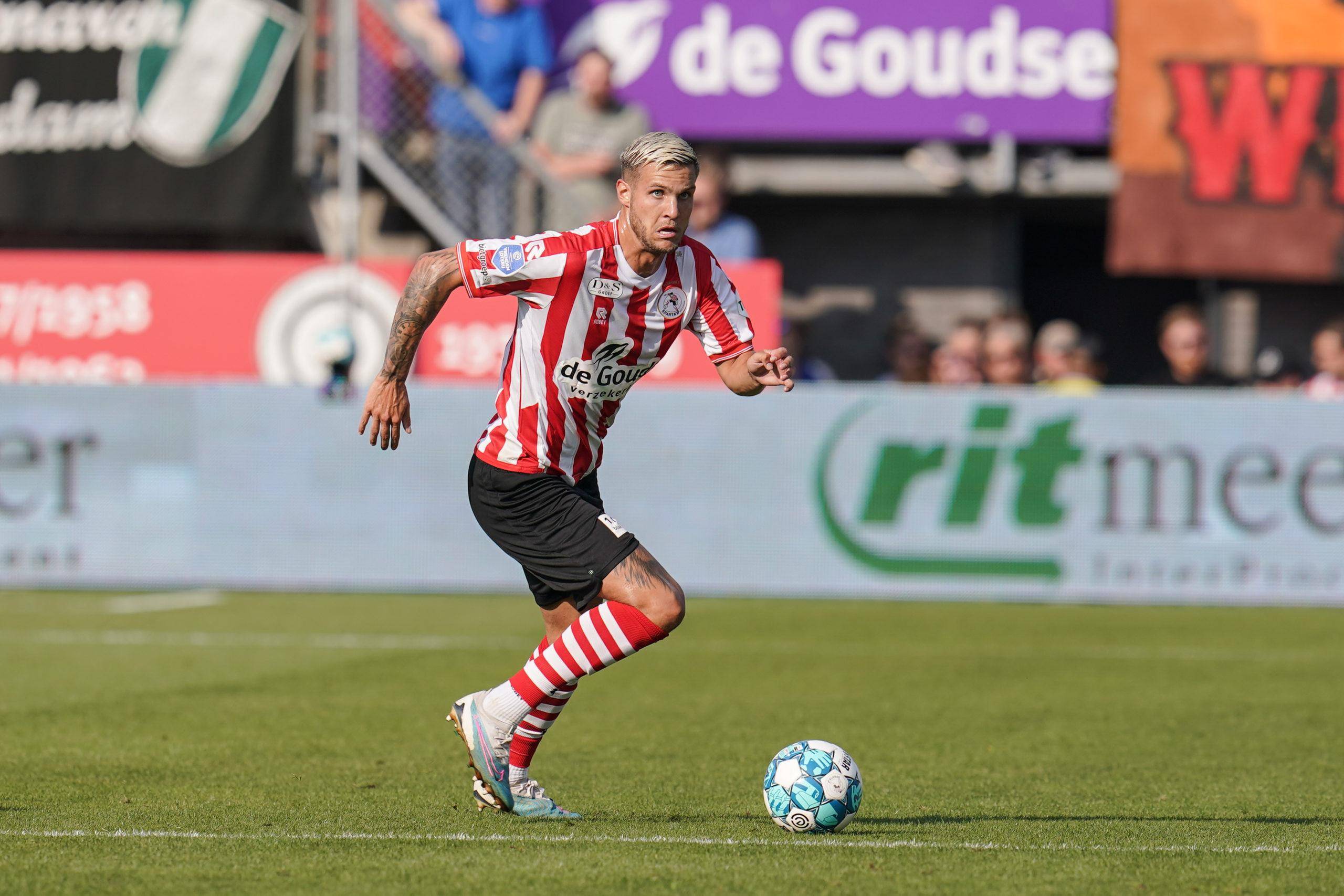 球队中无论 球队中无论