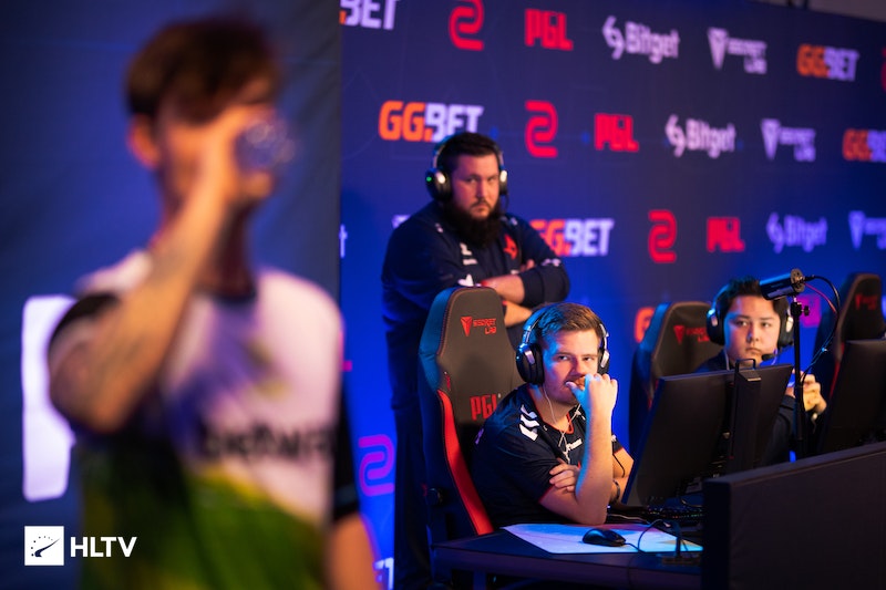 使球迷们对 使球迷们对