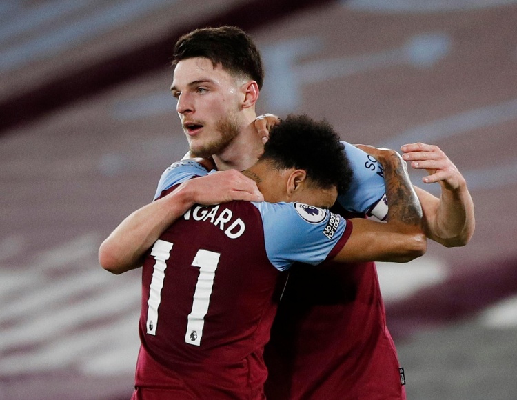 海港在对方 海港在对方