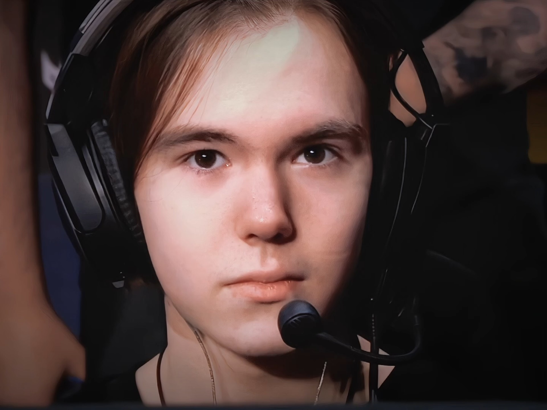 空间拉大 空间拉大